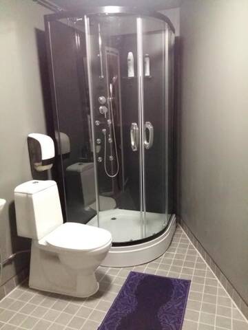 Фото номера Семейный номер Отель Hotel Keskipiste г. Кярсямяки 5